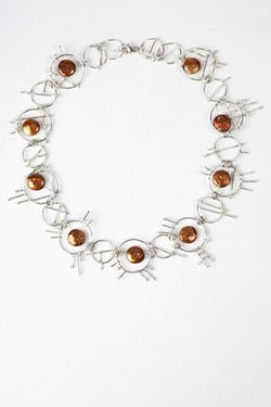 Pearl in Wheel Necklace